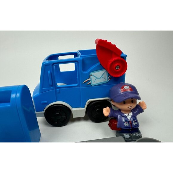 Fisher Price Little People Sending Love Mail Truck Mailbox Carrier 4 Letters Toy - Picture 6 of 16